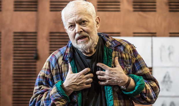 Michael Pennington in rehearsals for King Lear