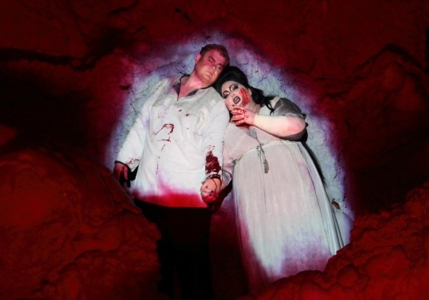 Stuart Skelton as Tristan and Heidi Melton as Isolde in Tristan and Isolde (ENO)