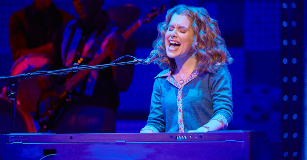 Cassidy Janson as Carole King in Beautiful 