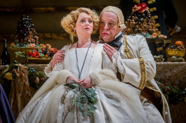Fflur Wyn as Sophie and Henry Waddington as Baron Ochs in Der Rosenkavalier (Opera North)