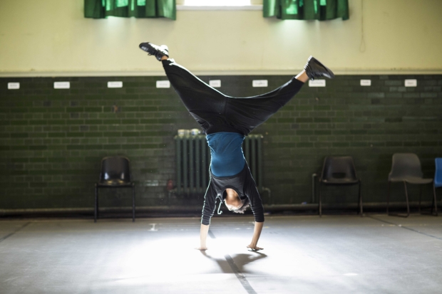 Leah Harvey (Poins, Miranda) in The Tempest rehearsals