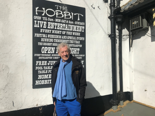 Ian McKellen outside The Hobbit pub