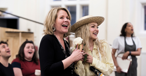 Renée Fleming (Margaret) and Dove Cameron (Clara) 