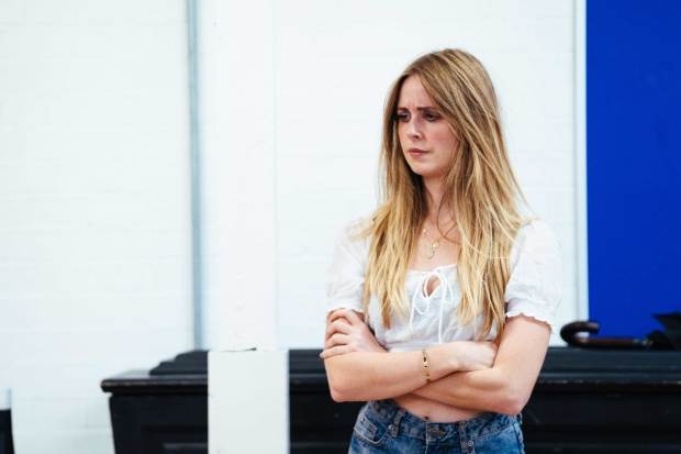 Diana Vickers (Jean Rice) 