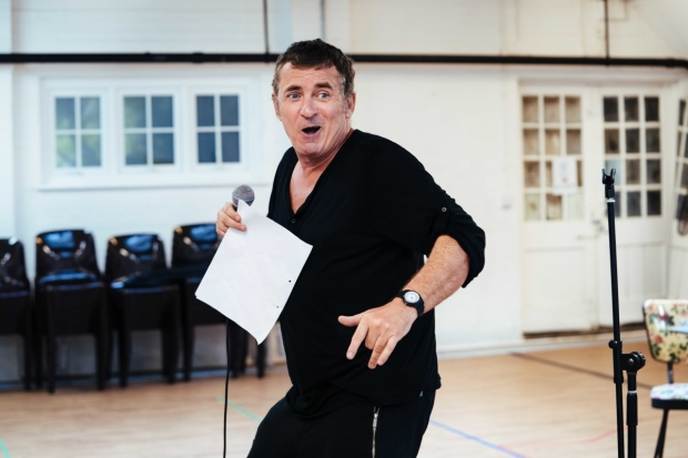 Shane Richie (Archie Rice)