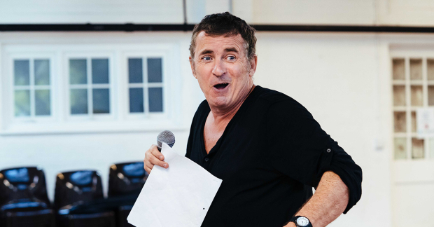 Shane Richie in The Entertainer