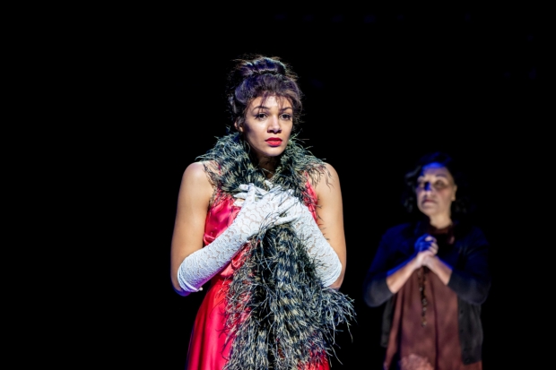 Melissa James (Louise) in Gypsy