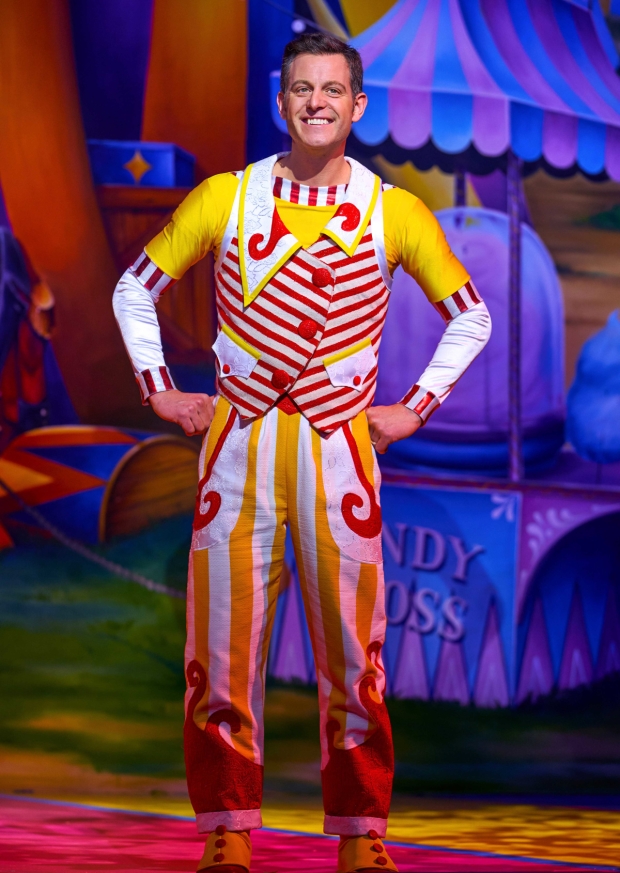 Matt Baker (Joey the Clown) in Goldilocks and The Three Bears at The London Palladium