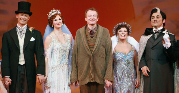 John Partridge, Summer Strallen, Bob Martin, Elaine Paige and Joseph Alessi in The Drowsy Chaperone in 2007