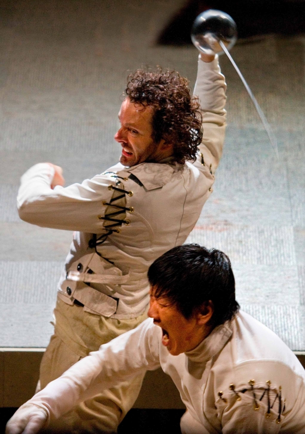 Michael Sheen and Benedict Wong in Hamlet (2011)