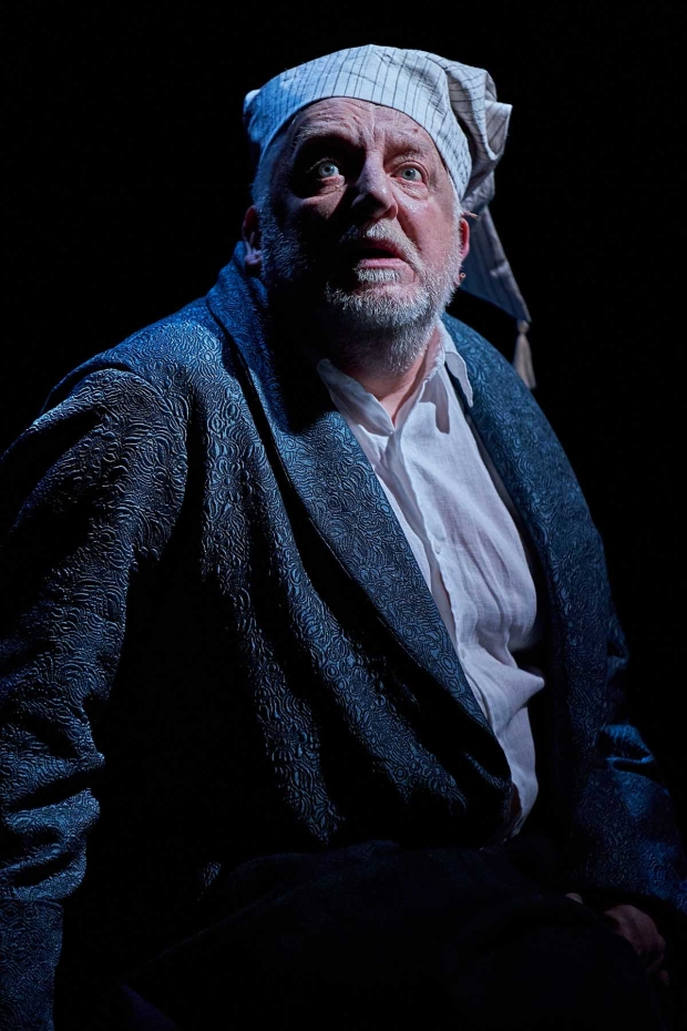 Simon Russell Beale