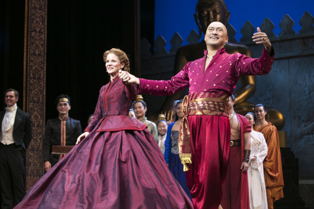 Kelli O&#39;Hara (Anna) and Ken Watanabe (The King) during the curtain call for The King and I