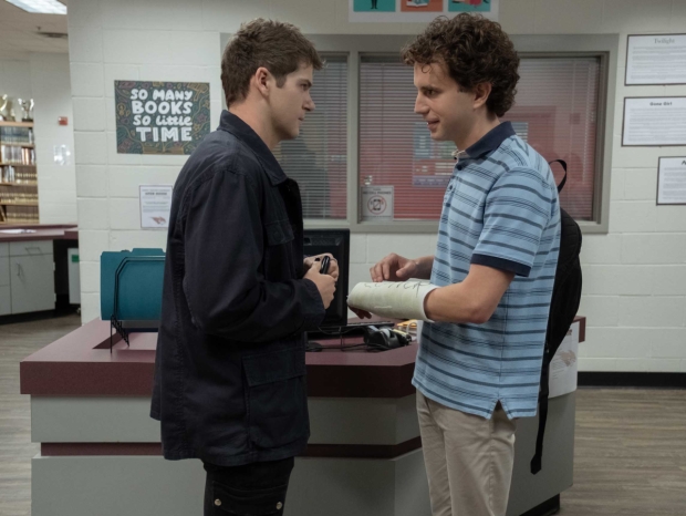 Connor Murphy (Colton Ryan) and Evan Hansen (Ben Platt)