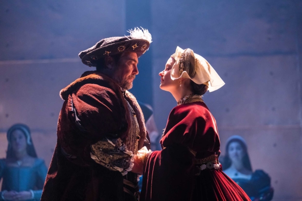 Nathaniel Parker (King Henry VIII) and Rosanna Adams (Anna of Cleves) 