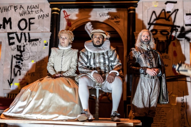 Polly Frame as Gertrude, Irfan Shamji as Claudius, John Lightbody as Polonius