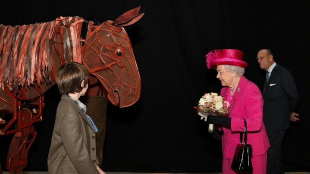 HM Queen Elizabeth II meeting Joey from the National Theatre production of War Horse