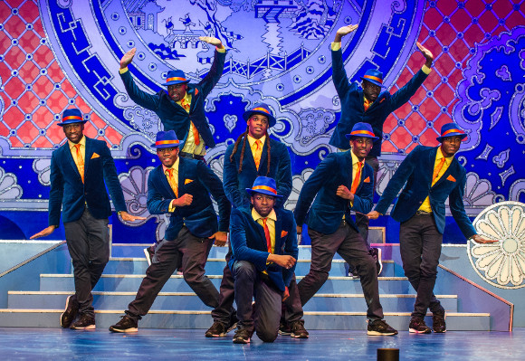 Flawless performance: The Peking police force