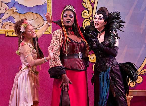 Allyson Ava Brown, Sharon D Clarke and Josefina Gabrielle in Puss in Boots