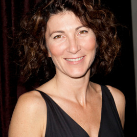 Eve Best will play Cleopatra