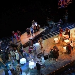 La bohème (Act 2) at the RAH