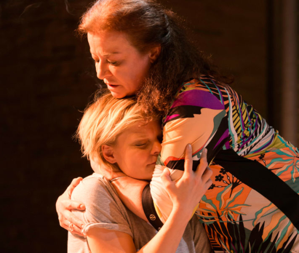 Martha Plimpton and Clare Higgins in Other Desert Cities