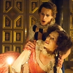 Susanna Hurrell (Erisbe) &amp; Samuel Boden (Ormindo) in L&#39;Ormindo (ROH/Shakespeare&#39;s Globe)