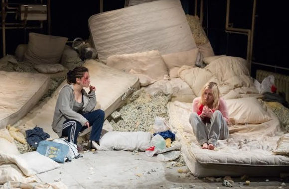 Ellie Kendrick (Rolly) and Sinéad Matthews (Pink)