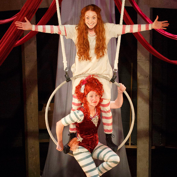 Phoebe Thomas as Hetty and Nikki Warwick as Mdm Adeline