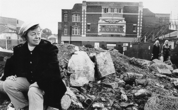 &#39;She always said we didn&#39;t have enough fun in England&#39;. Joan Littlewood at the Theatre Royal, Stratford East