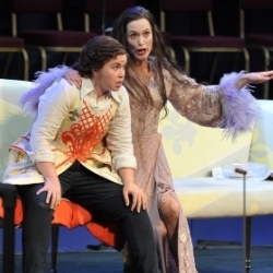 Tara Erraught (Octavian) and Kate Royal (Marschallin) in Der Rosenkavalier (Glyndebourne at the BBC Proms)