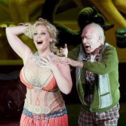 Alan Oke as J. Howard &#39;Old Man&#39; Marshall (with Eva-Maria Westbroek) in Anna Nicole (Royal Opera)