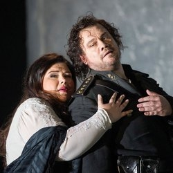 Leah Crocetto (Desdemona) &amp; Stuart Skelton (Otello)