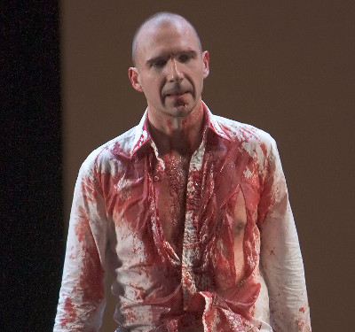 Ralph Fiennes in Oedipus