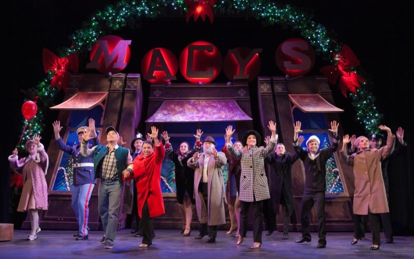 The 2013 cast of Miracle on 34th Street