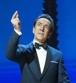Smooth criminal: Robert Lindsay in the West End production