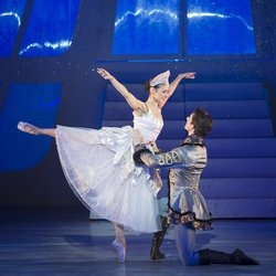 Northern Ballet dancers Martha Leebolt and Tobias Batley in David Nixon&#39;s Cinderella
