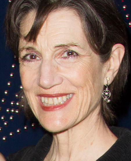 Harriet Walter will play Willy&#39;s wife Linda 