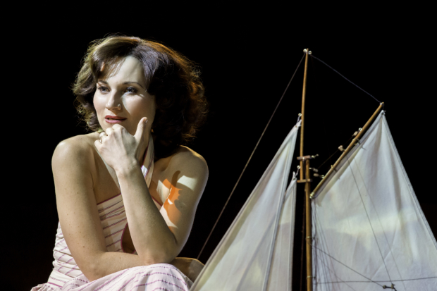 Kate Fleetwood as Tracy 
