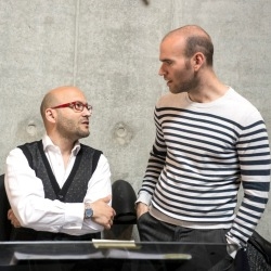 Conductor Enrique Mazzola in discussion with Michael Fabiano during rehearsals for Poliuto (Glyndebourne Festival Opera)