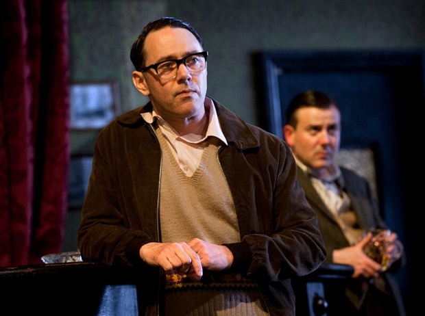 &#39;It was difficult to find fault in the script&#39; - Reece Shearsmith in Hangmen at the Royal Court