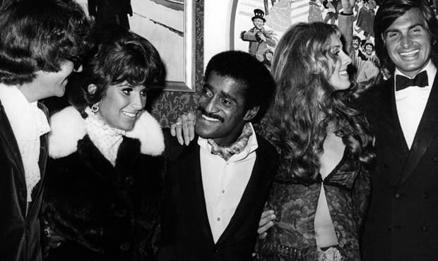 Leslie Bricusse, his wife Evie, Sammy Davis Jr, George and Alana Hamilton in 1970